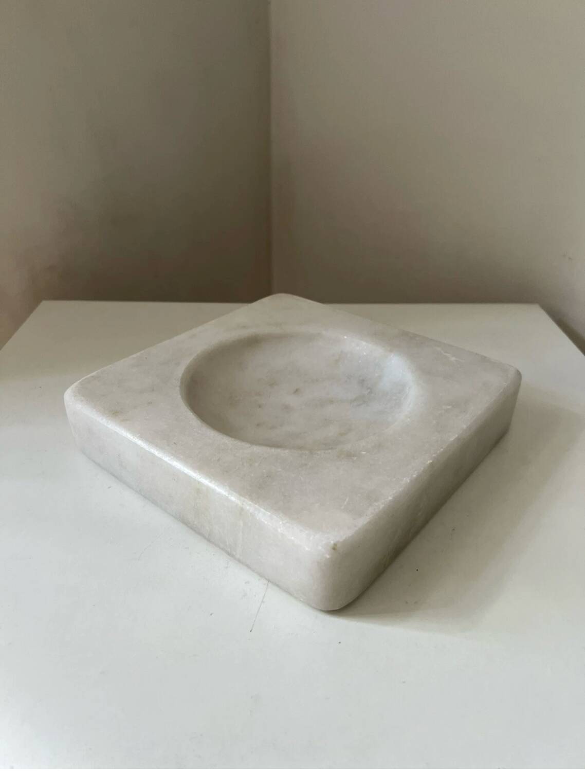 Vintage Italian hard stone white marble empty pocket