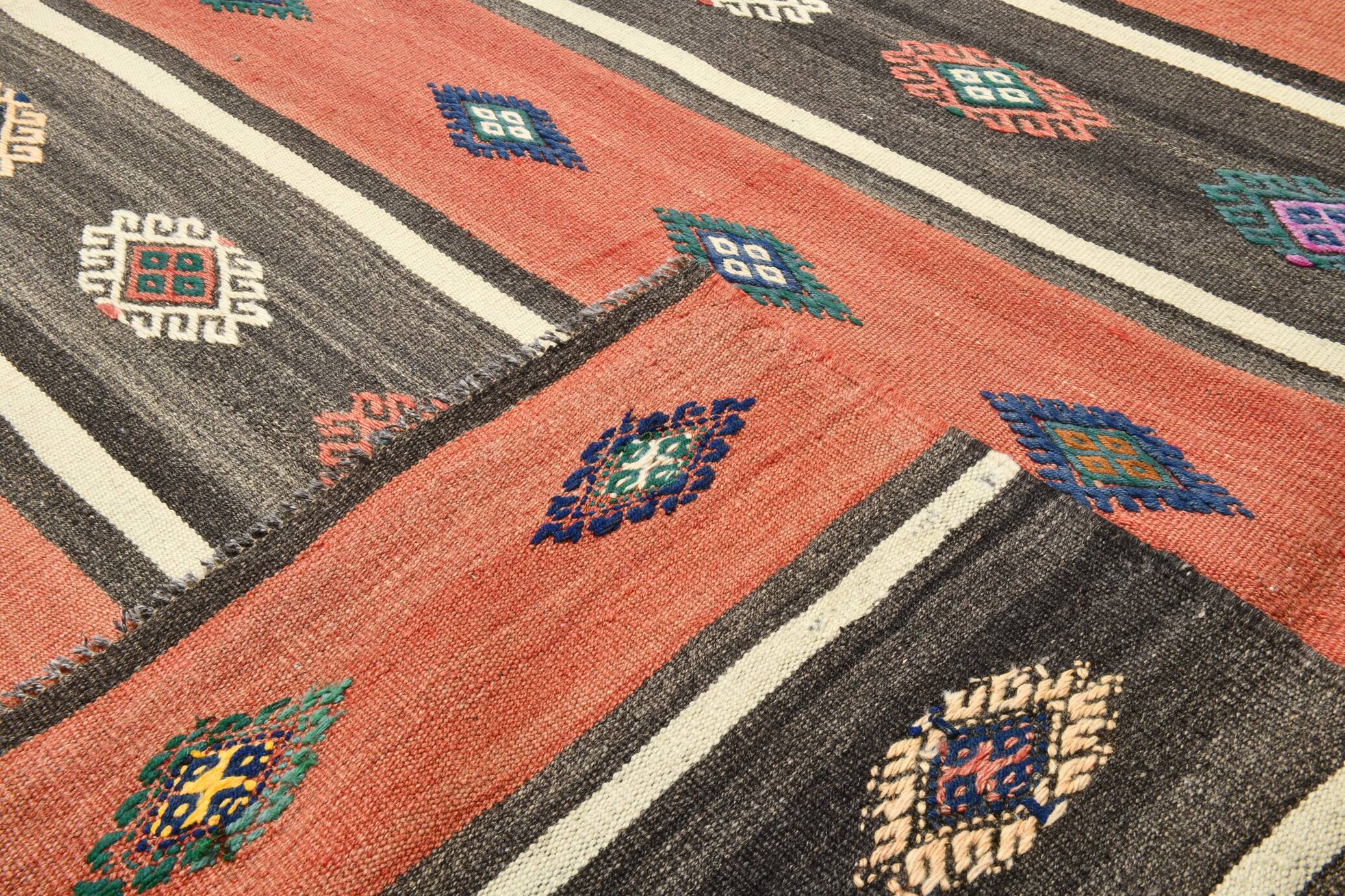 6x9 Terracotta Red & Brown Vintage Kilim Rug, Rugged Carpet, 175x270Cm