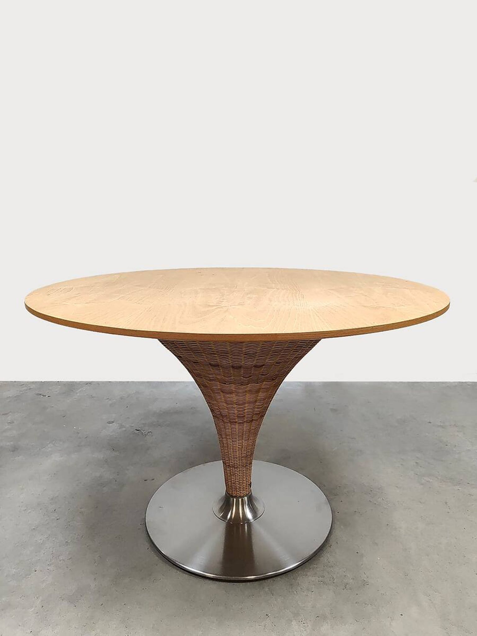 Vintage Italian Tito Agnoli wicker dining table Bonacina Pierantonio