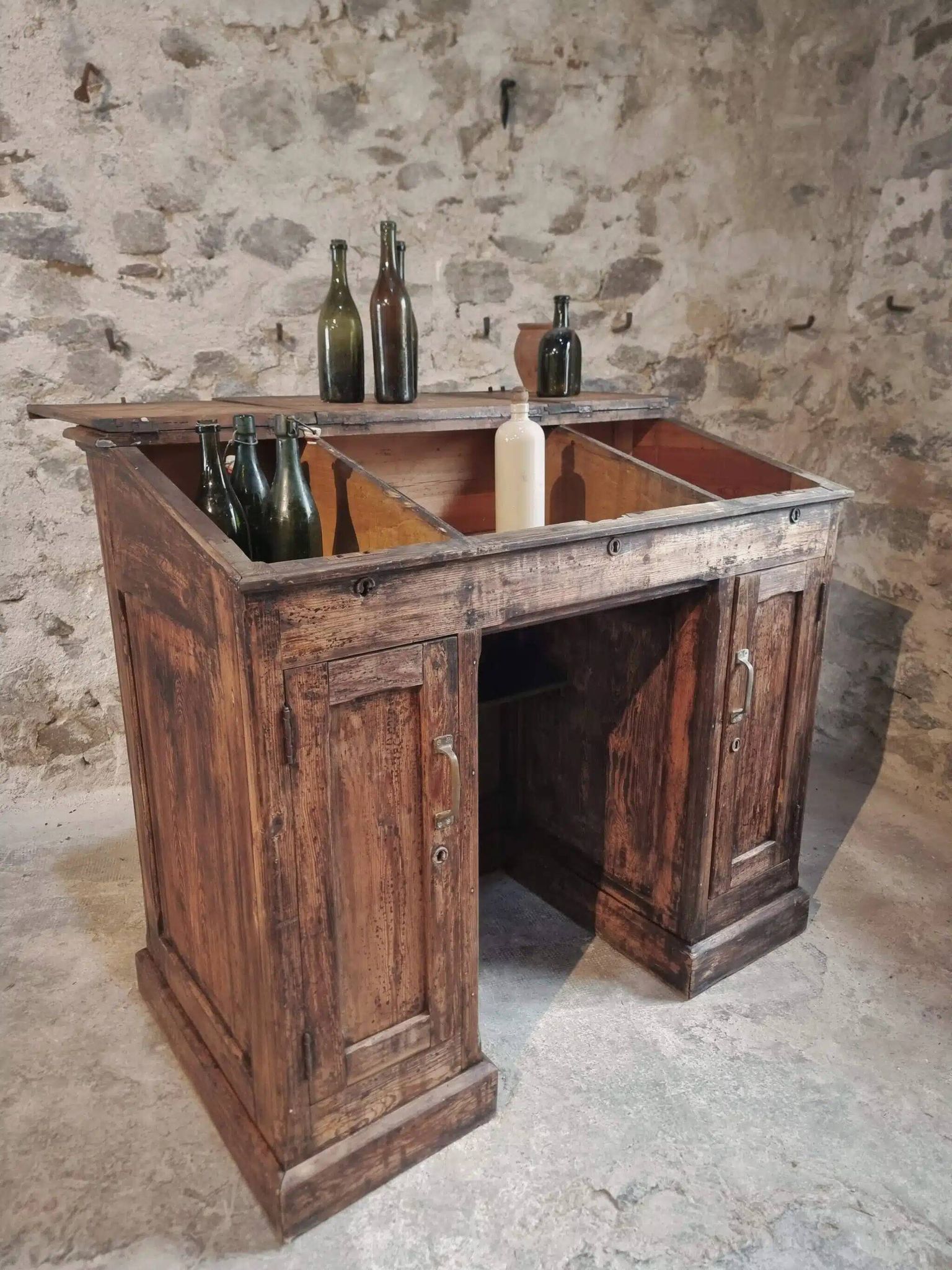 Antique French pine desk – 1880, bar/counter unit with drop-leaf compartments – 65×120×106 cm