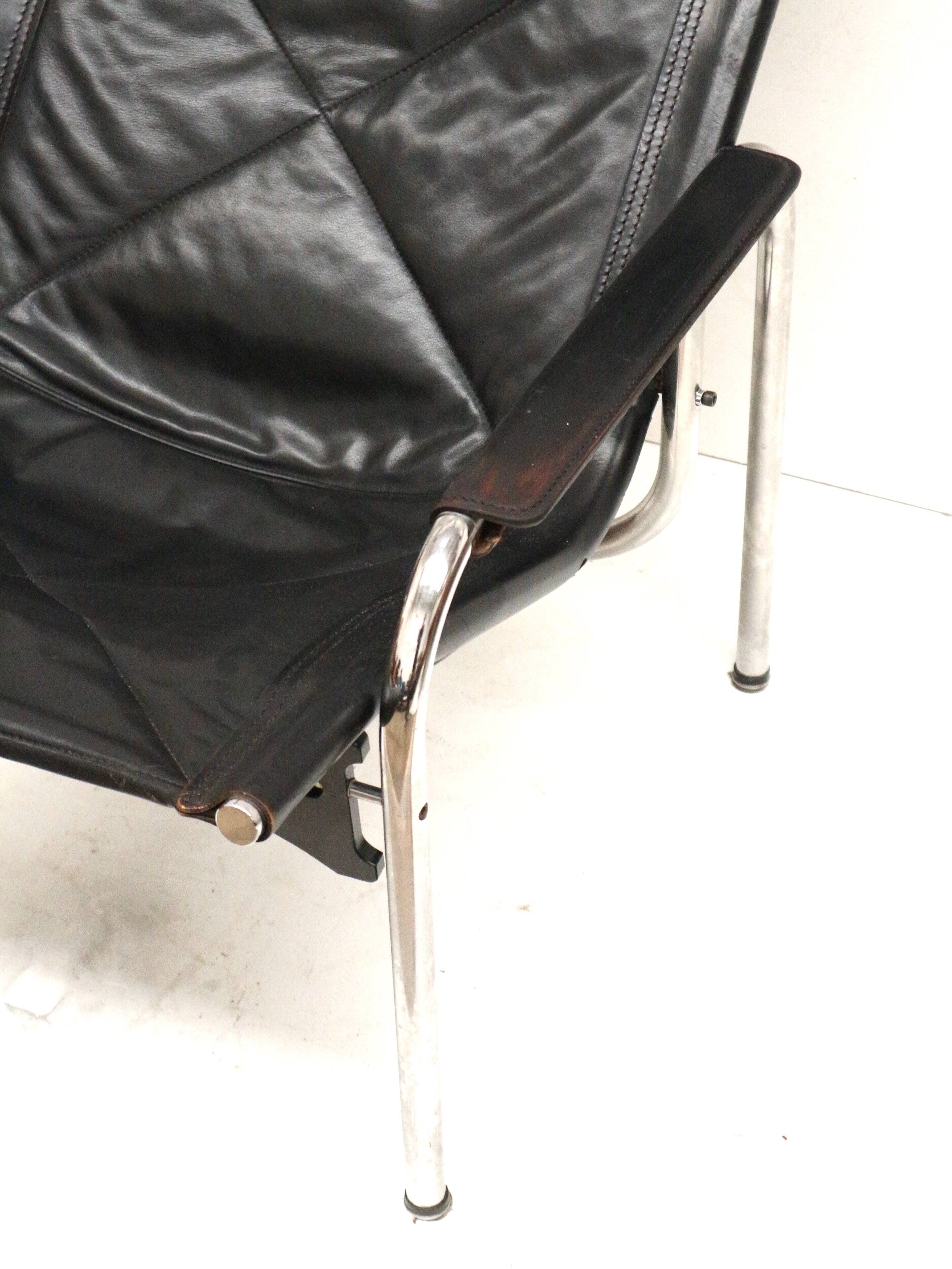 2x Vintage black leather armchair by Strässle HE1106 designed by Hans Eichenberger