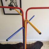 Children's coat rack from the 80s in lacquered metal.