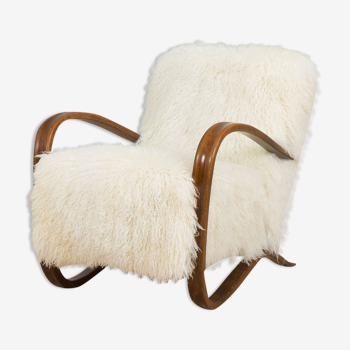 Jindrich Halaba fauteuil modèle 269 en peau de mouton naturelle à poils longs