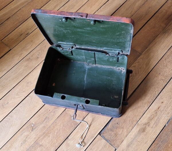 Valise coffre de soldat, militaria WVI WVII