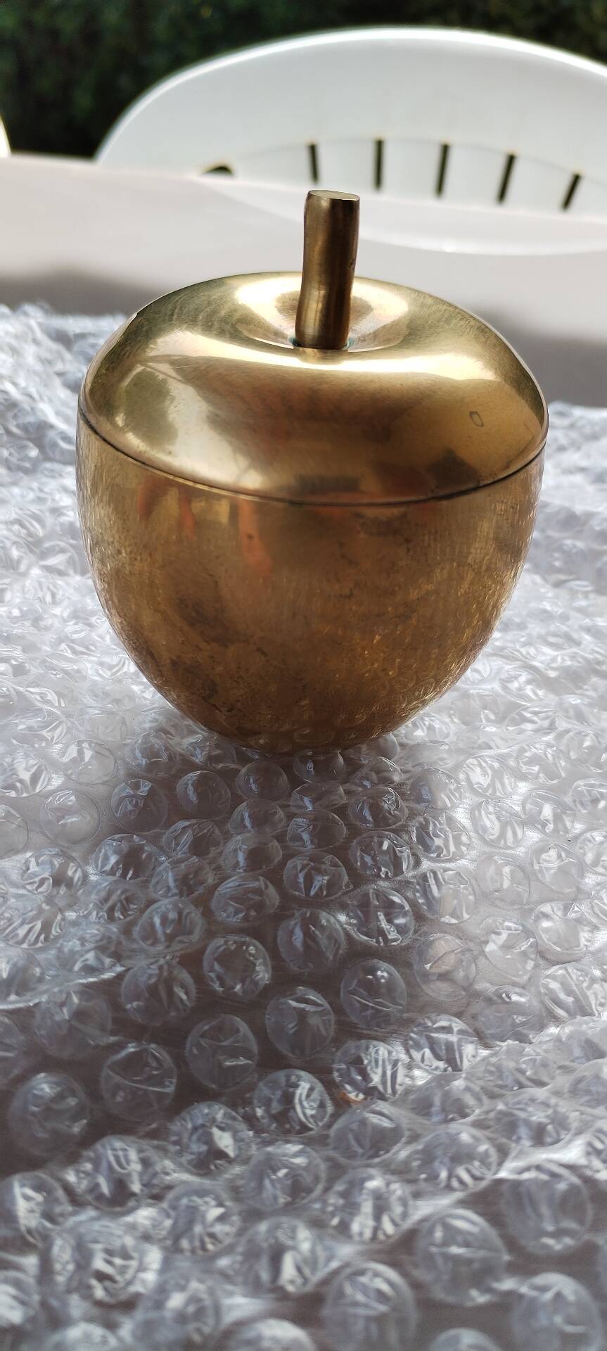 Tray or jewellery box in gilded brass