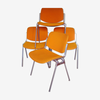 Lot de 4 chaises DSC106 design de Giancarlo Piretti
