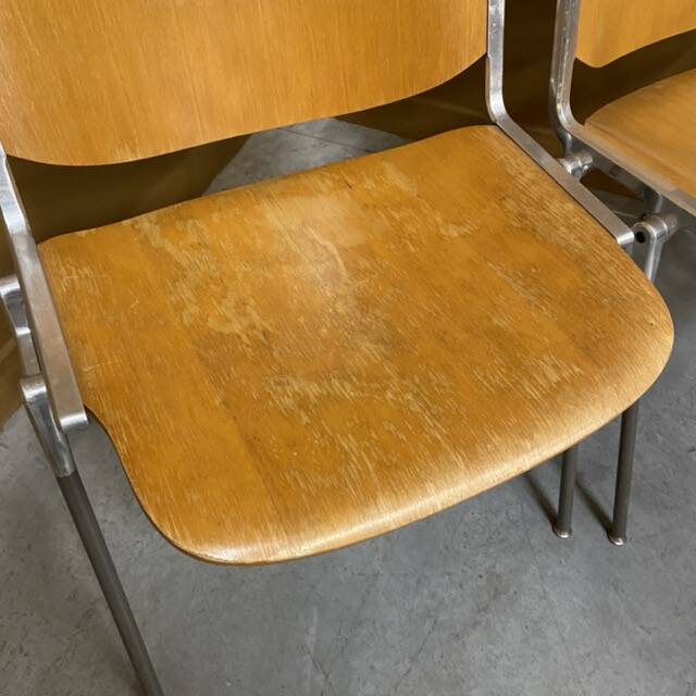Set of 6 vintage Giancarlo Piretti chairs, model DSC 106