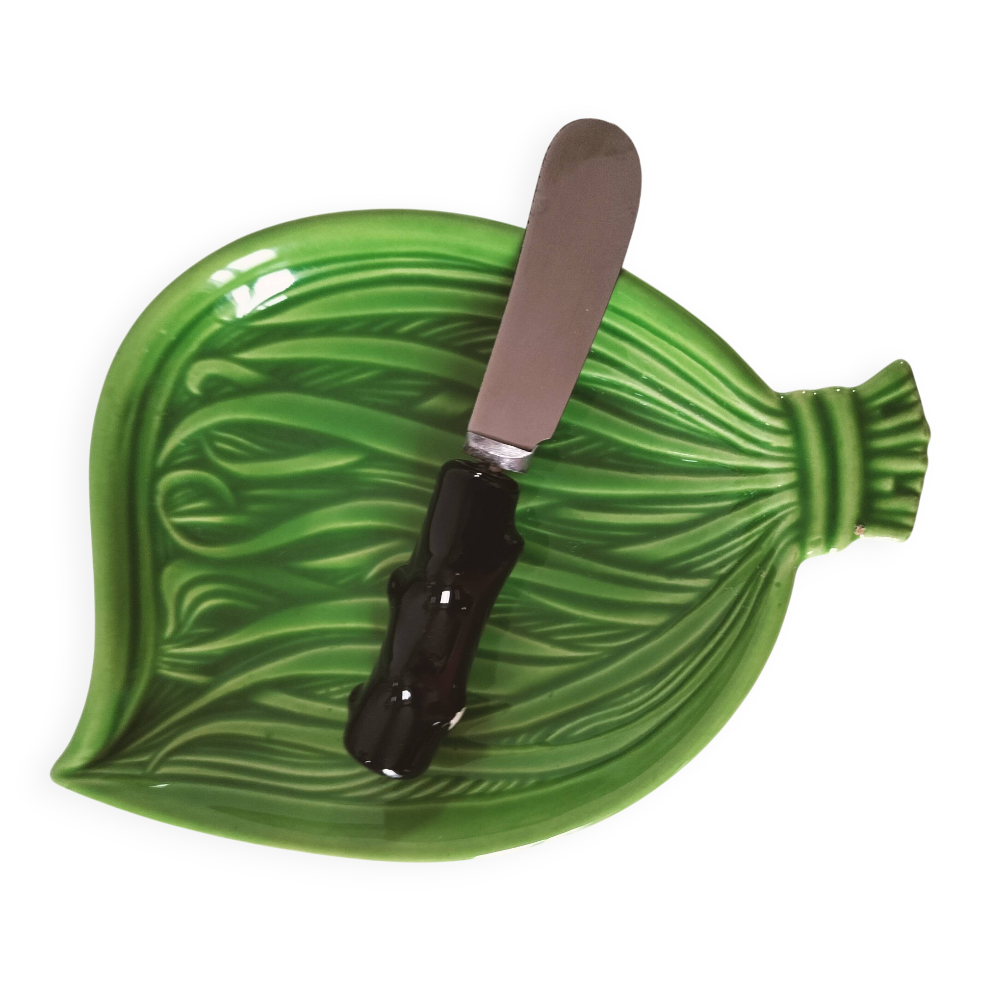 Beurrier barbotine feuille verte avec couteau bambou noir