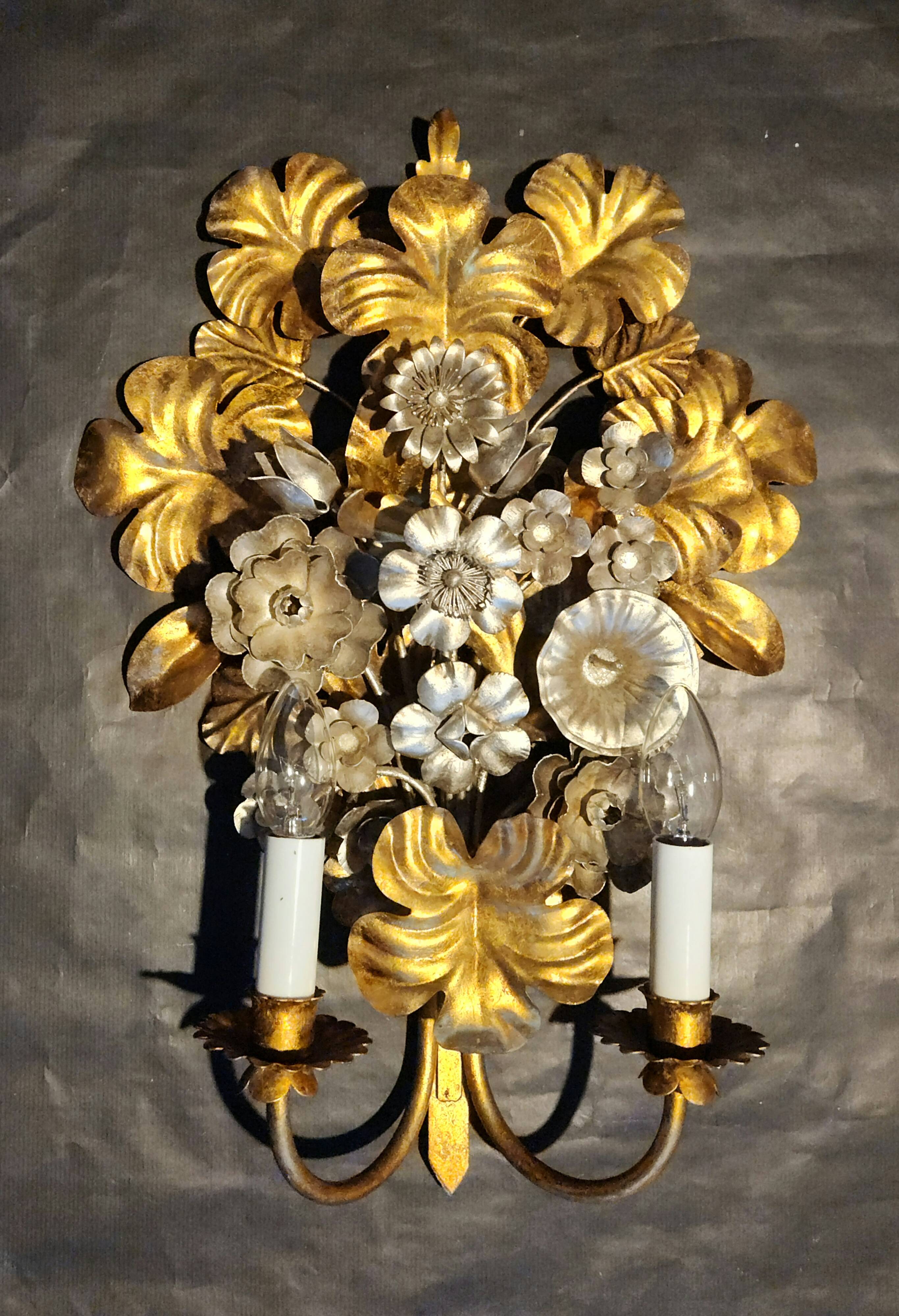 S.Salvadori Wandlampe vergoldet ersilbert Blumenmuster