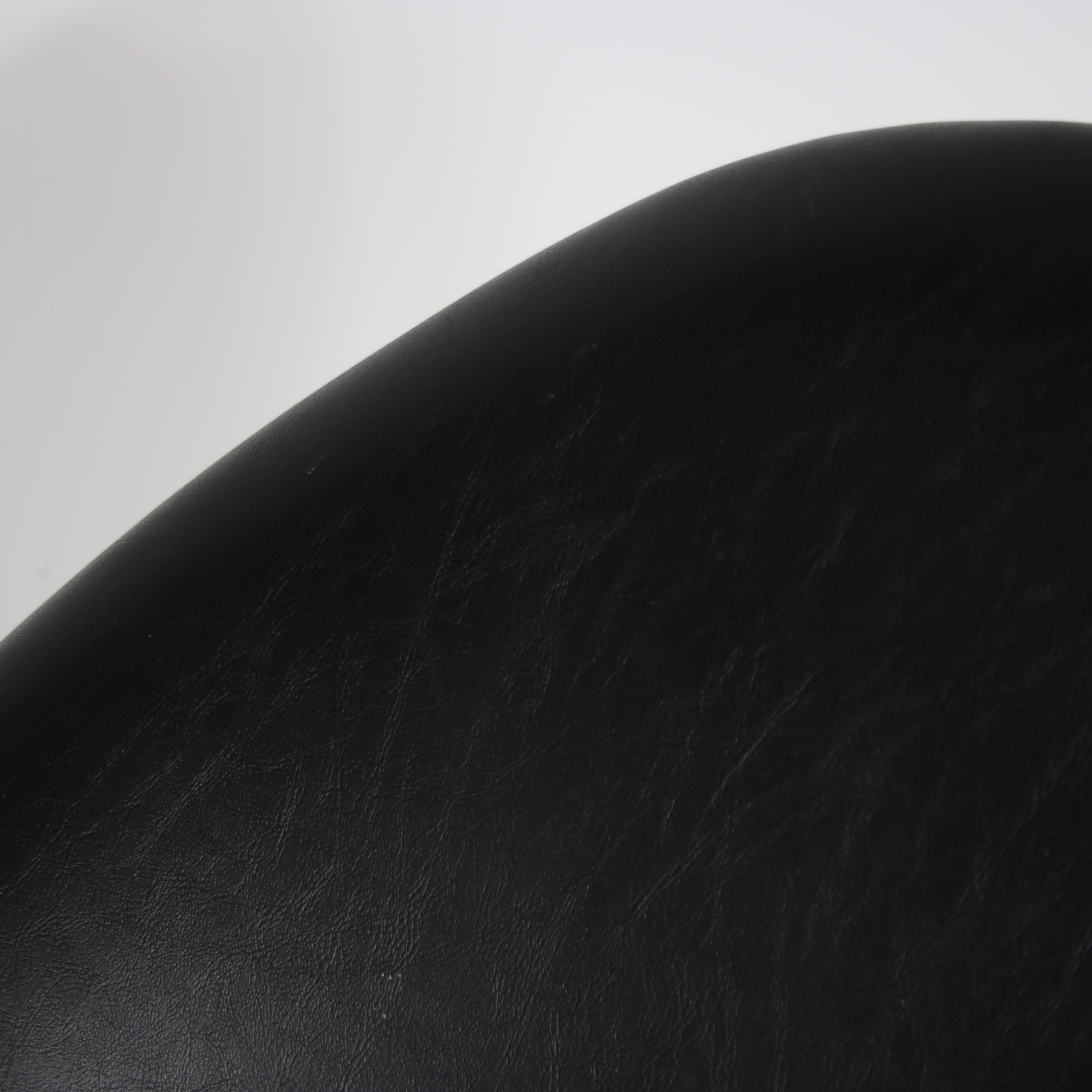 1960s “Little Egg” chair by Pastoe, Netherlands