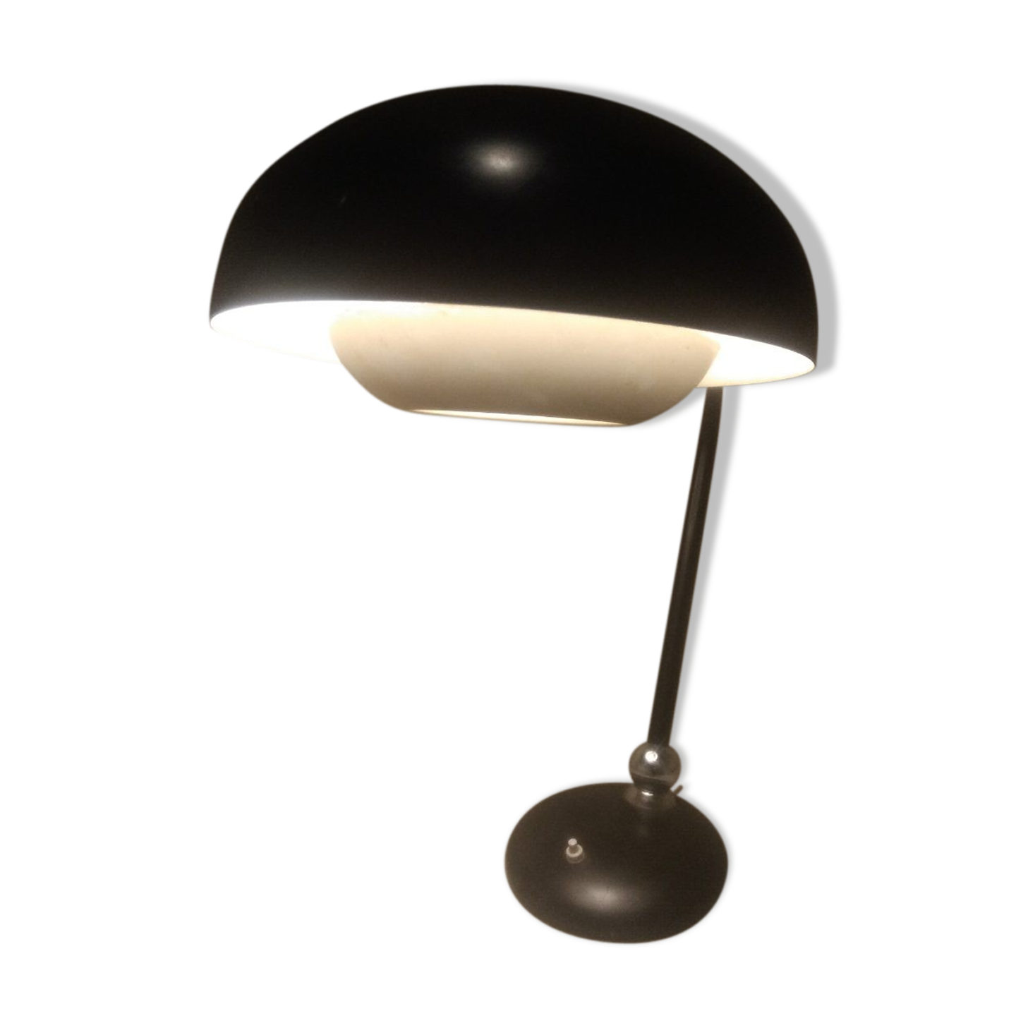 Black metal mushroom dome lamp
