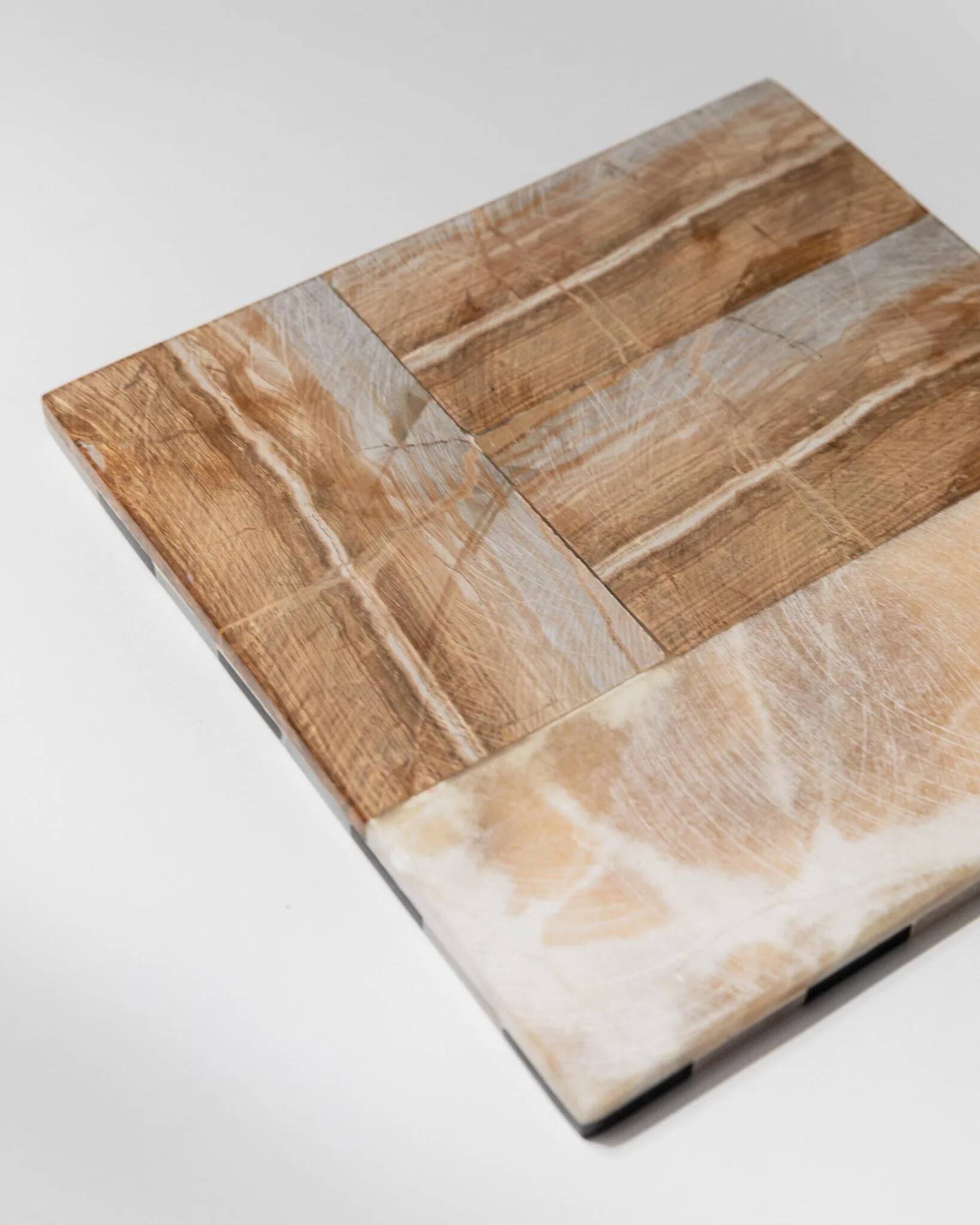 Vintage black-and-white marble chessboard with matching marble pieces, Italian 1960s design, sculptural centerpiece