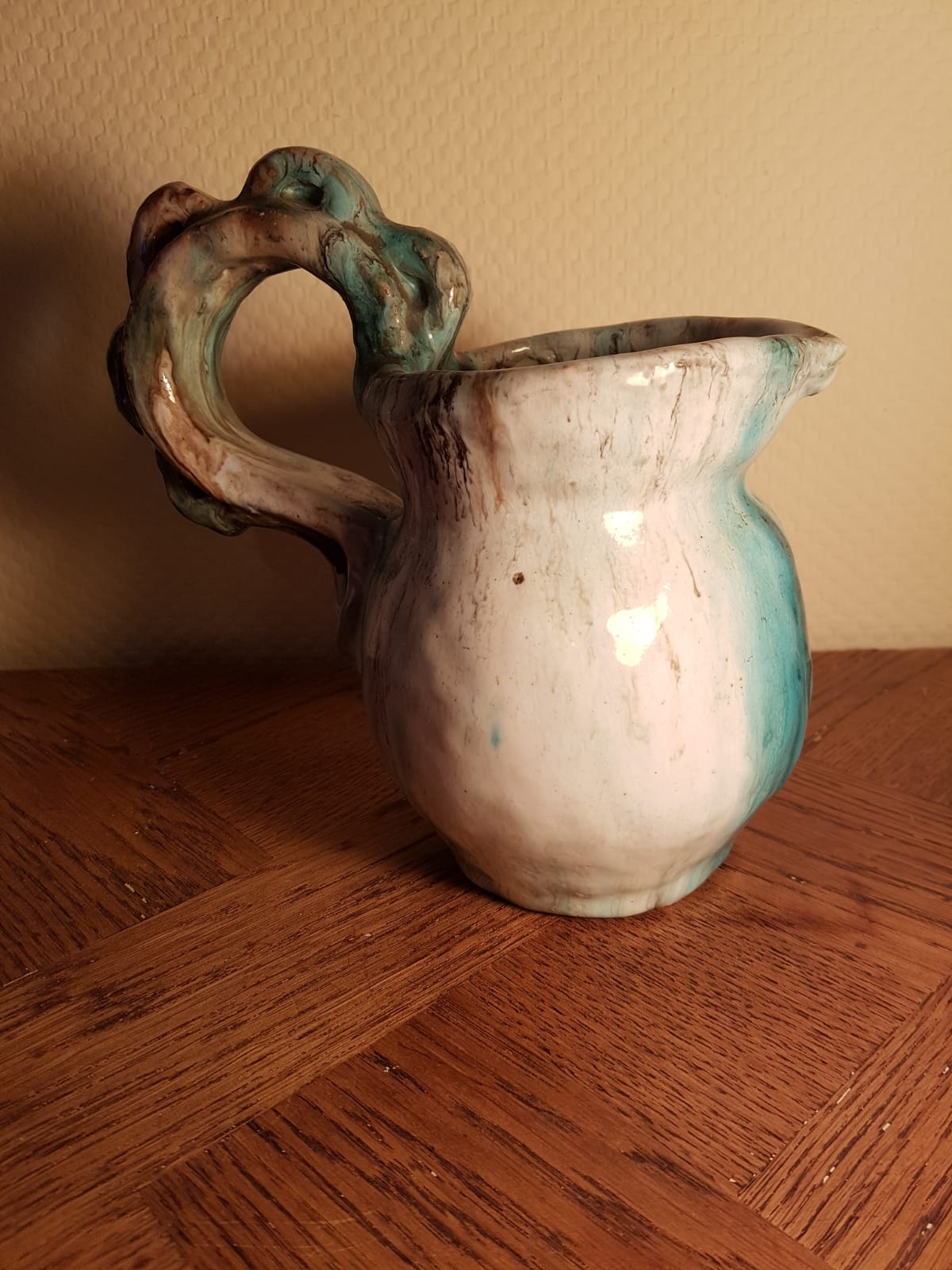 Alice Colonieu pitcher