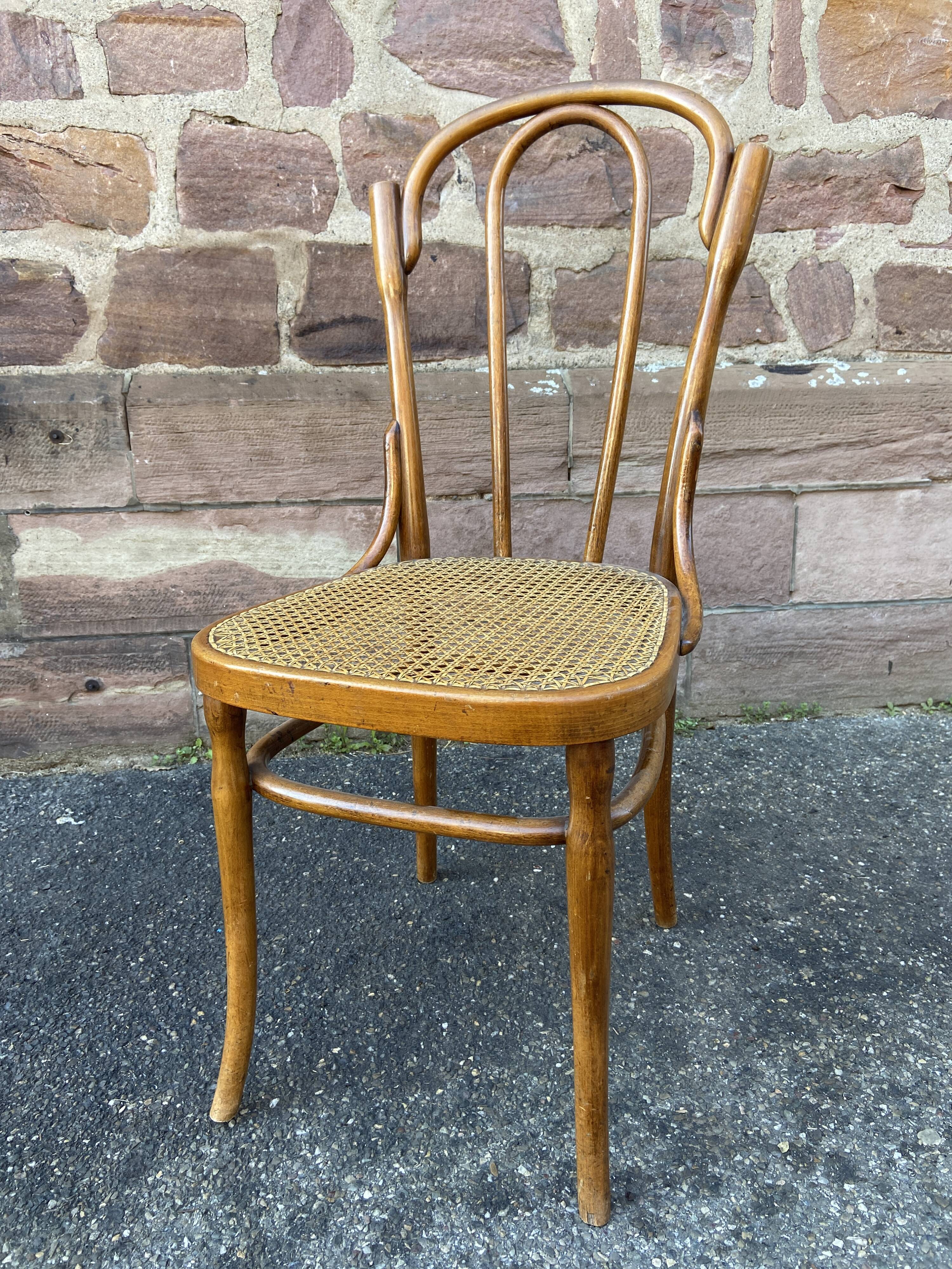 Curved wood bistro chair J J Kohn Nr 80