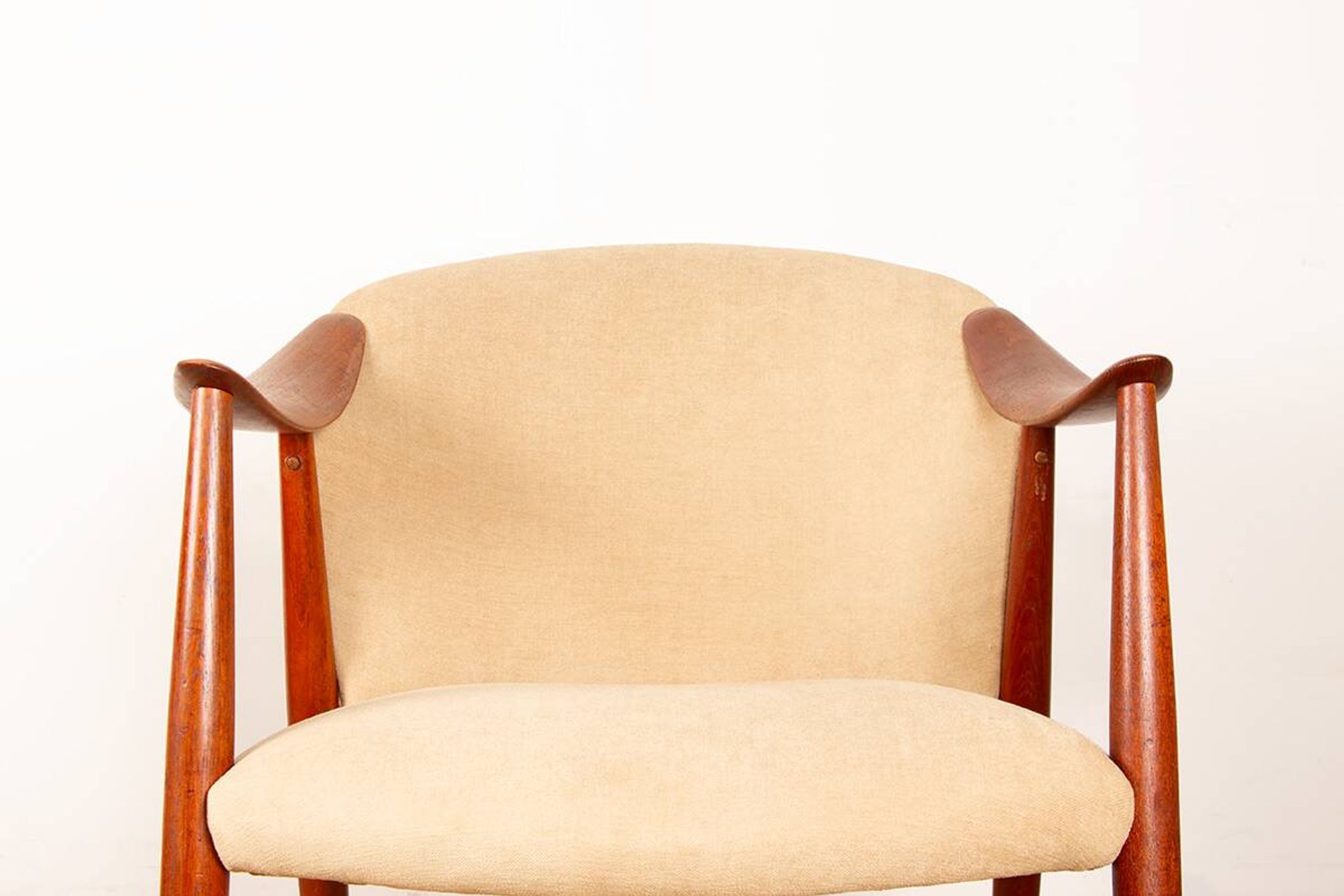 2 Scandinavian armchairs in teak and fabric, new, Gerhard Berg/Westnofa 1960.