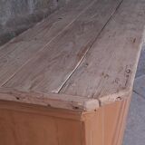 Shop counter