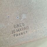 Butter dish in Marais sandstone