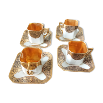 Lot de 4 tasses à café et soucoupes dorées et signées à la main