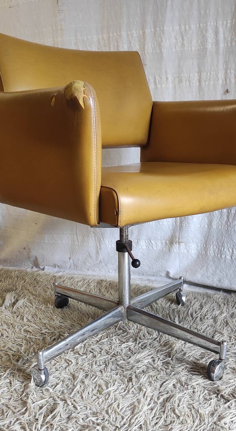 Modernist office armchair in yellow faux leather - 1950s