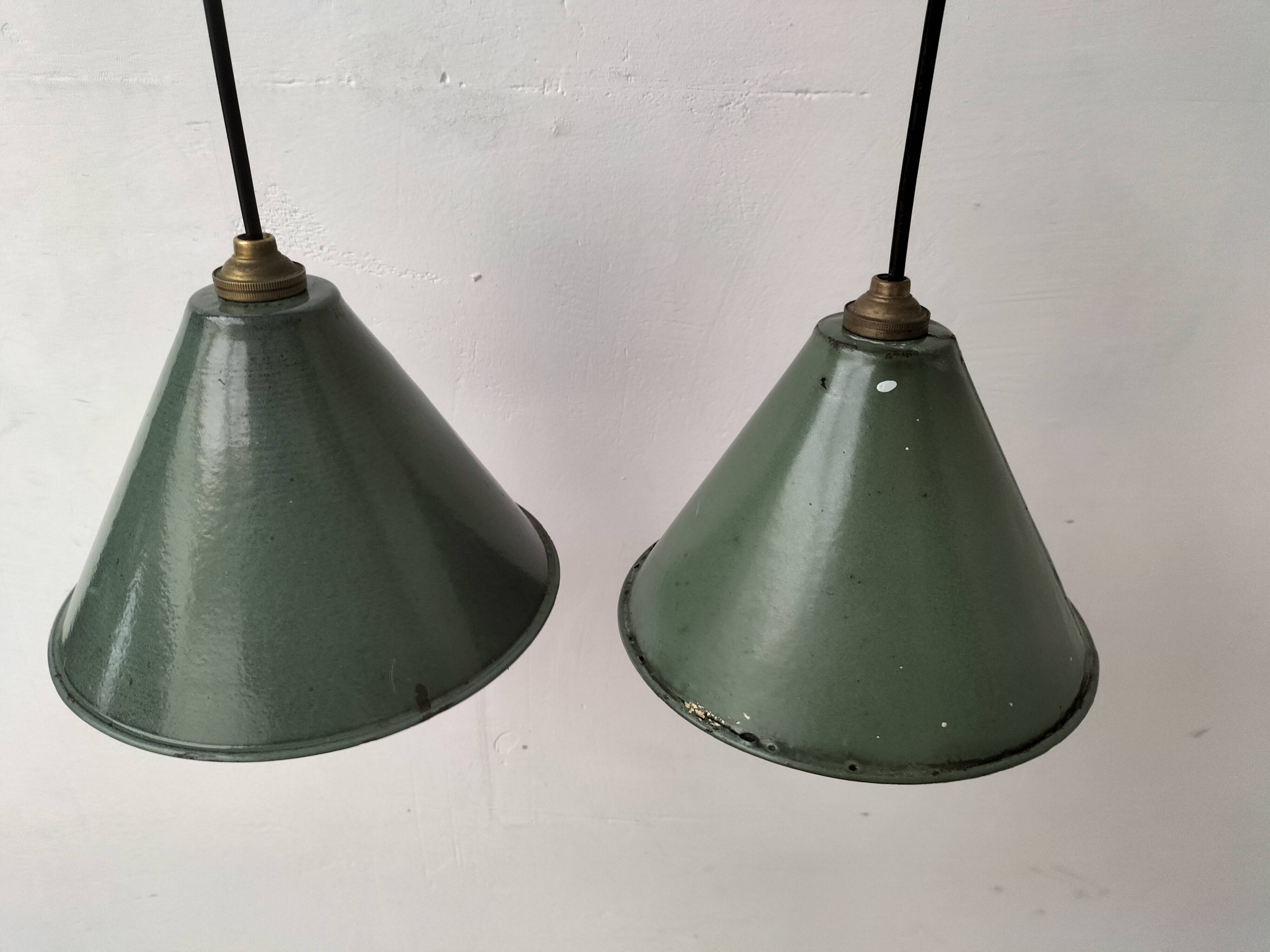 Enamelled sheet metal cone pendants