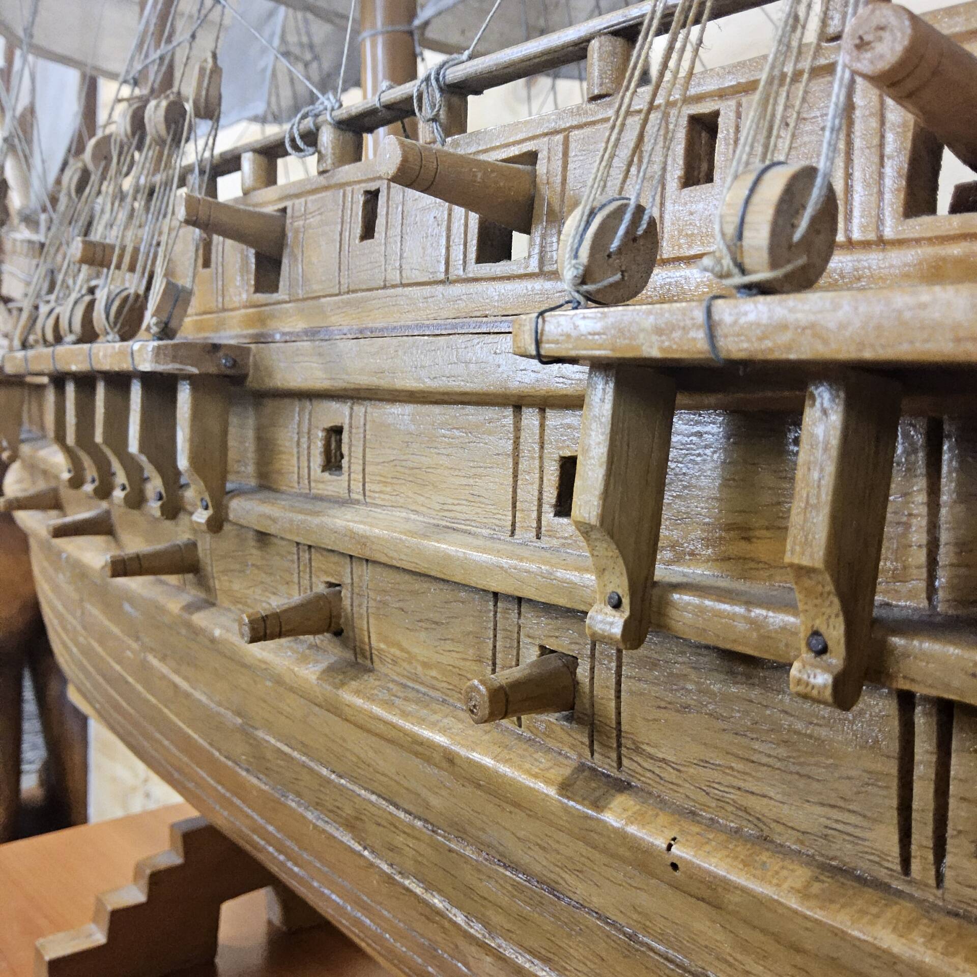 Unique V.O.C model ship from tree trunk (fully handmade)