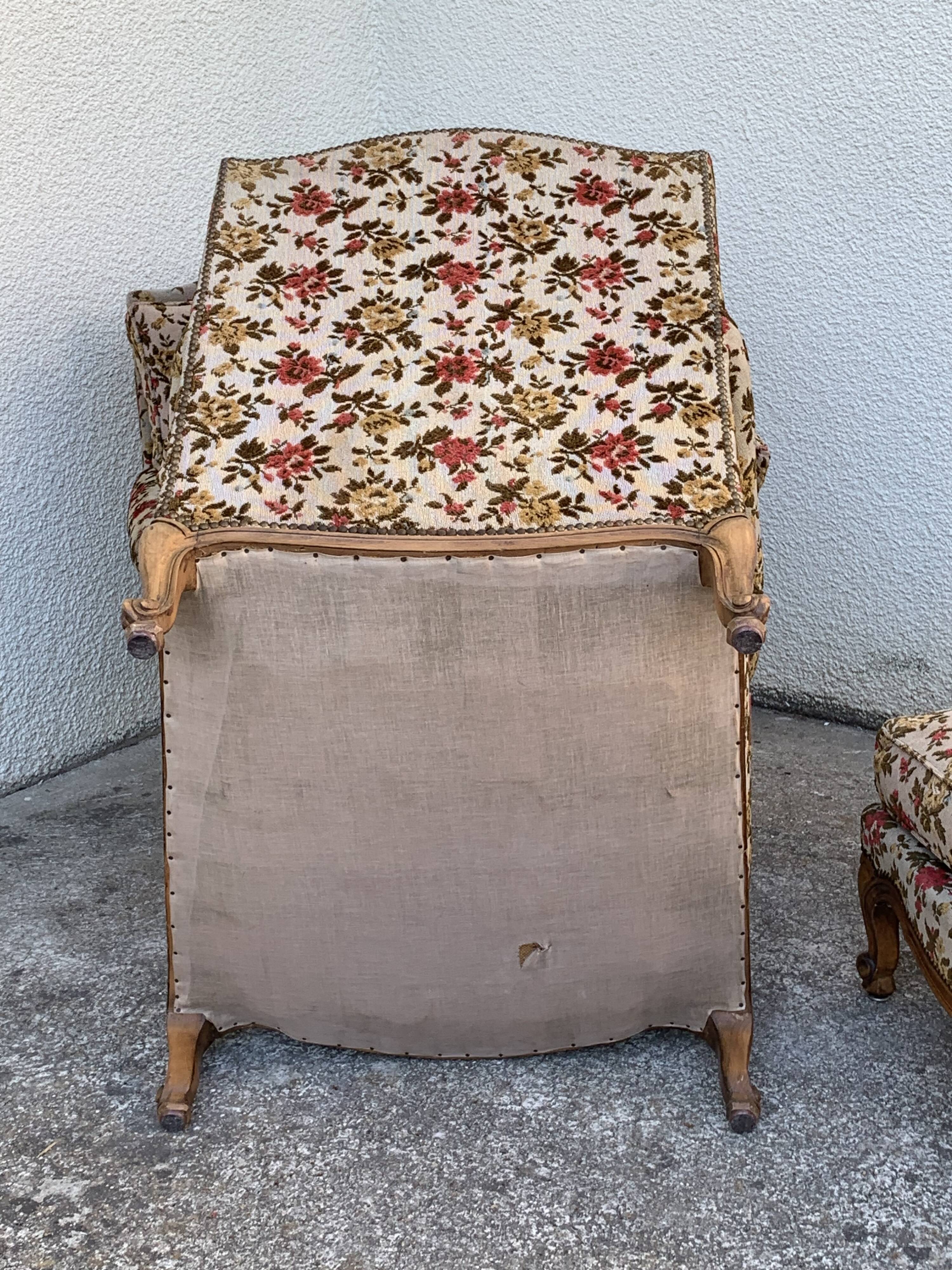 Antique Louis XV style shepherdess armchair in floral flocked fabric