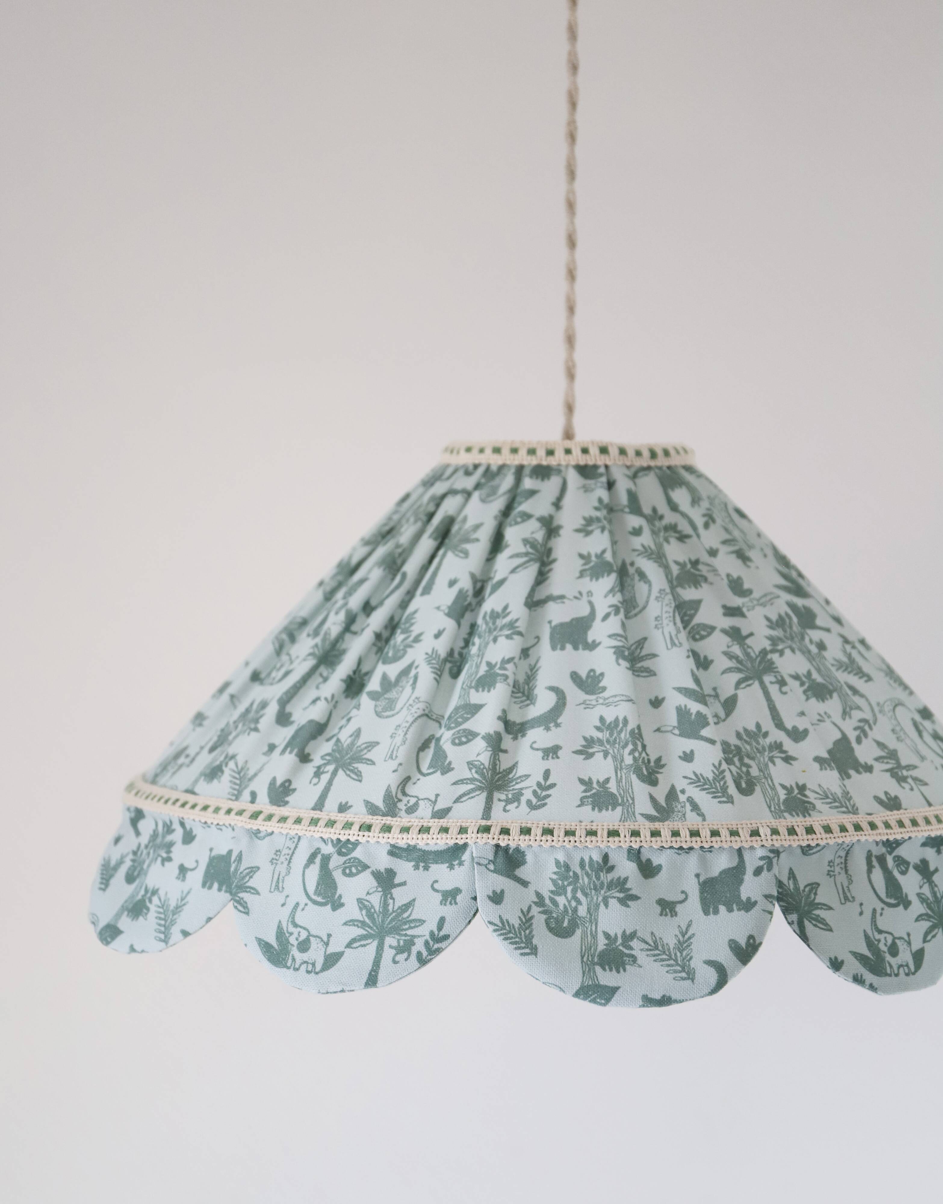 Suspension textile conique avec finition pétales Mika "savanne"