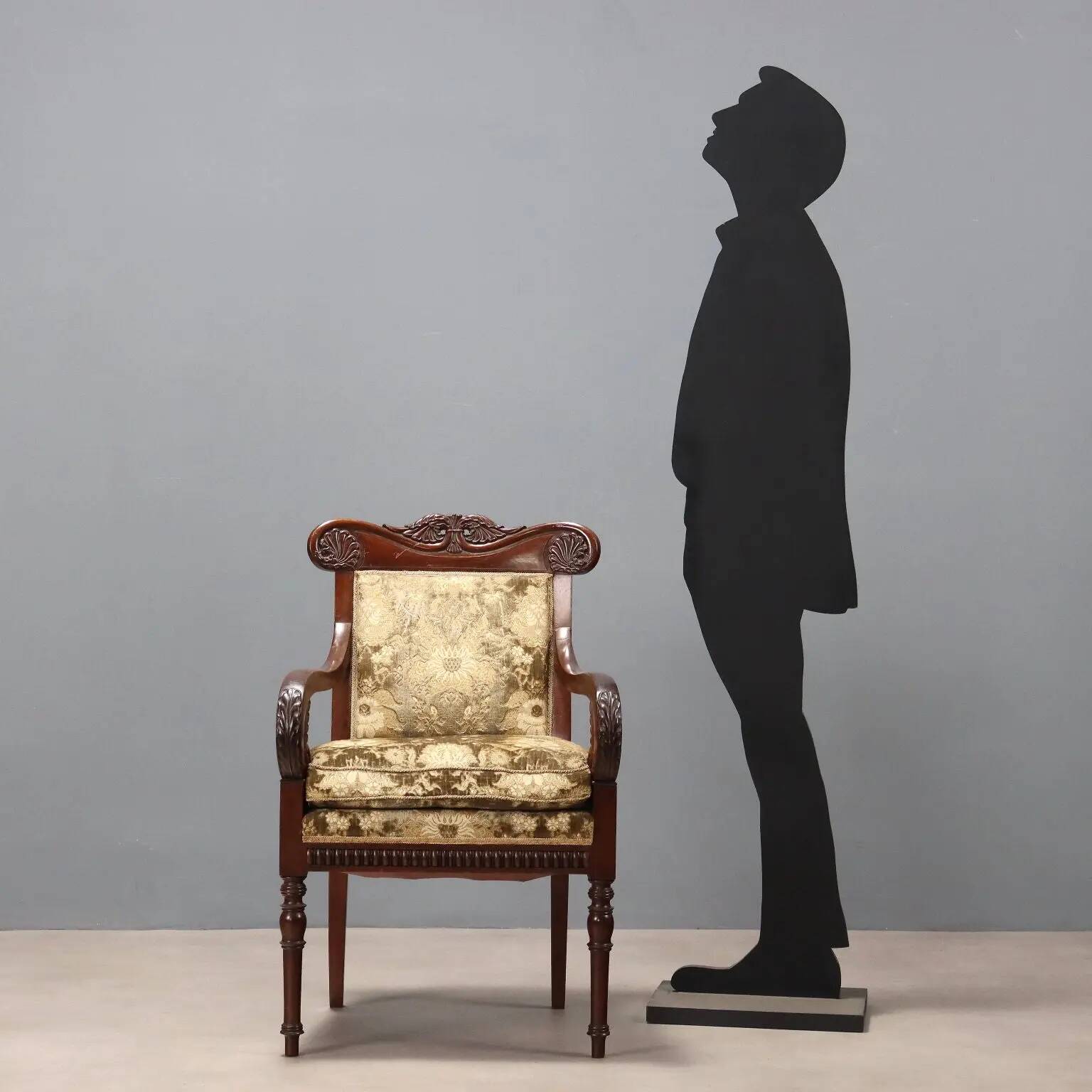 Antique Louis-Philippe armchair in mahogany, Italy, 19th century.