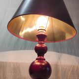 Turned wood table lamp in plum color - 1970s