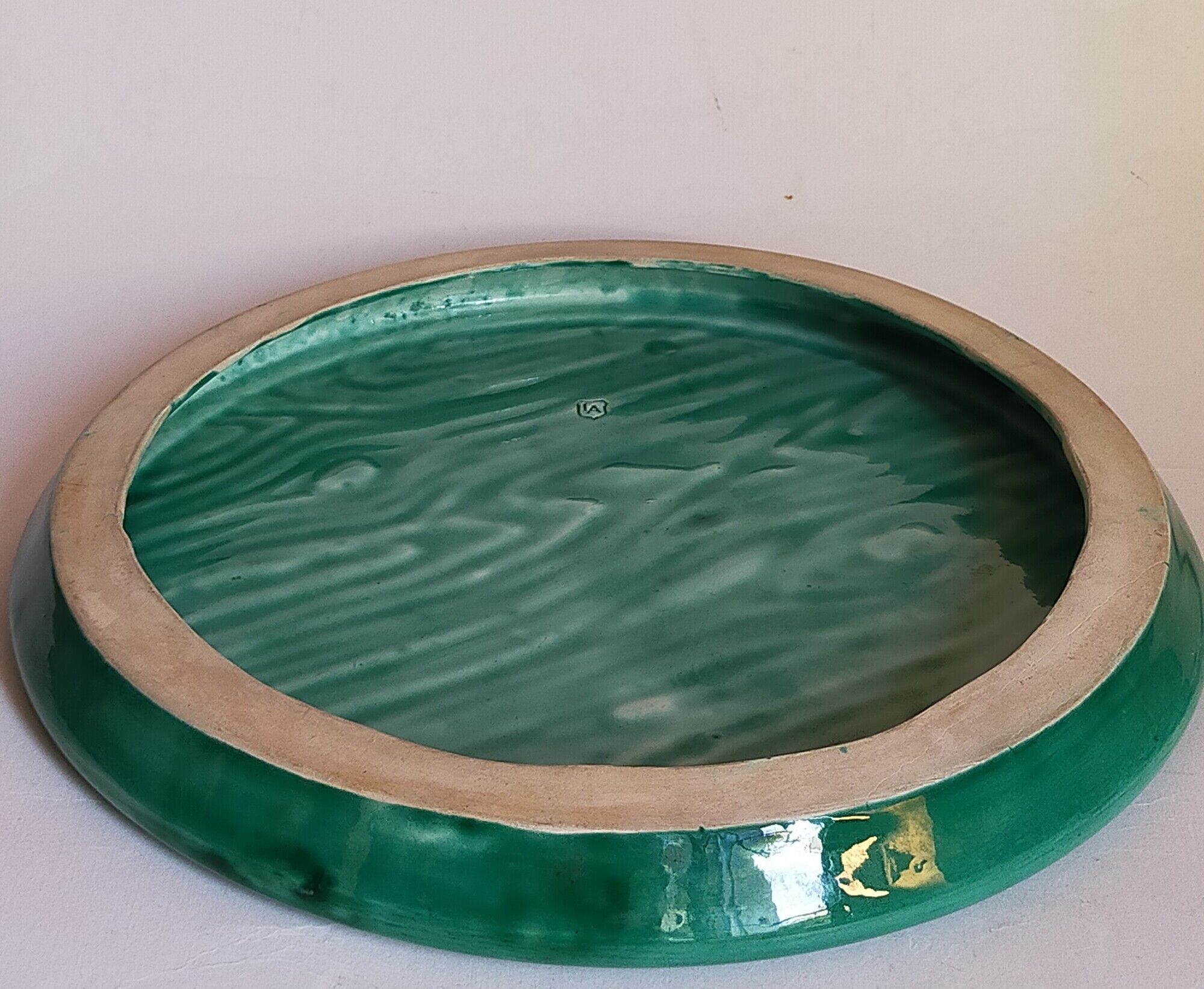 Cheese platter in antique faux-bois slurry, and its matching knife