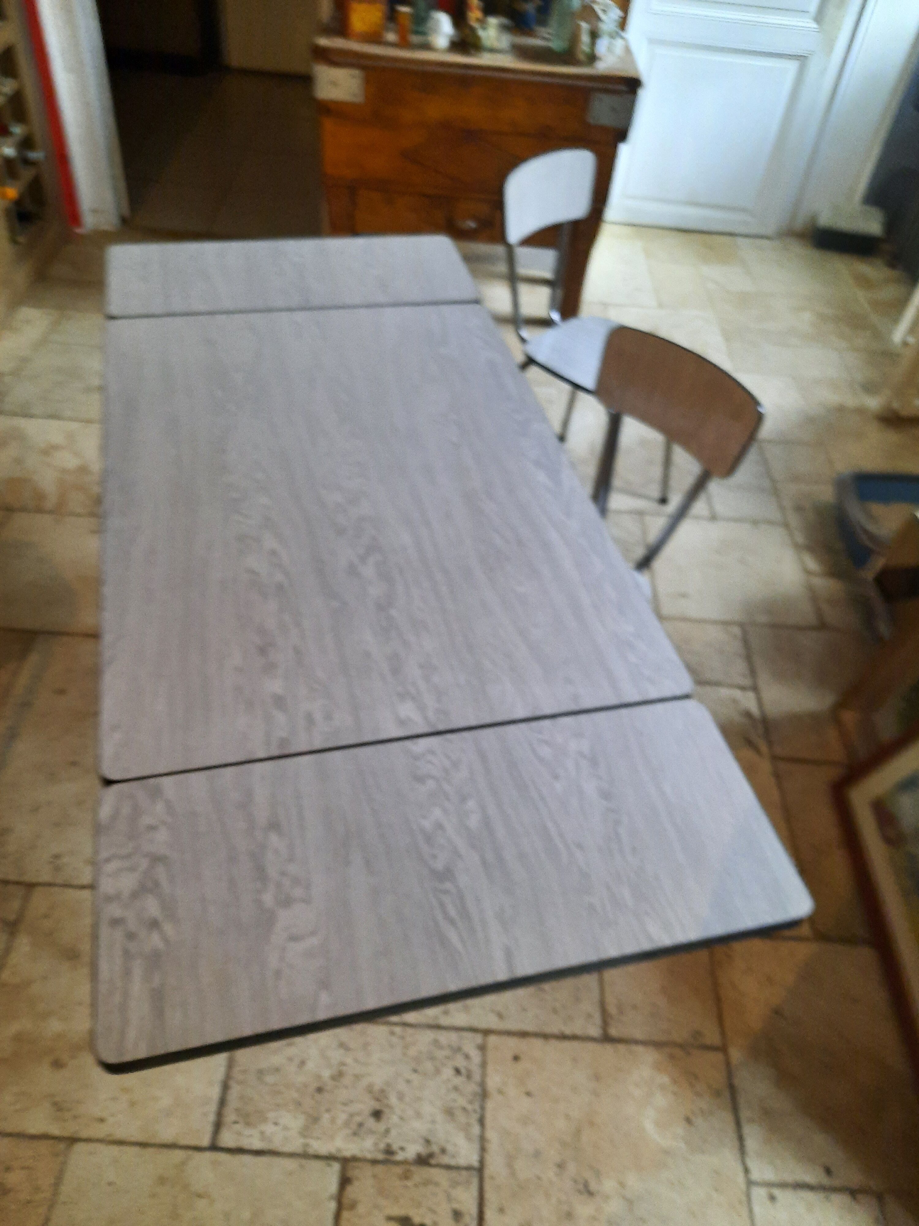 Formica table, 4 chairs and 1 stool
