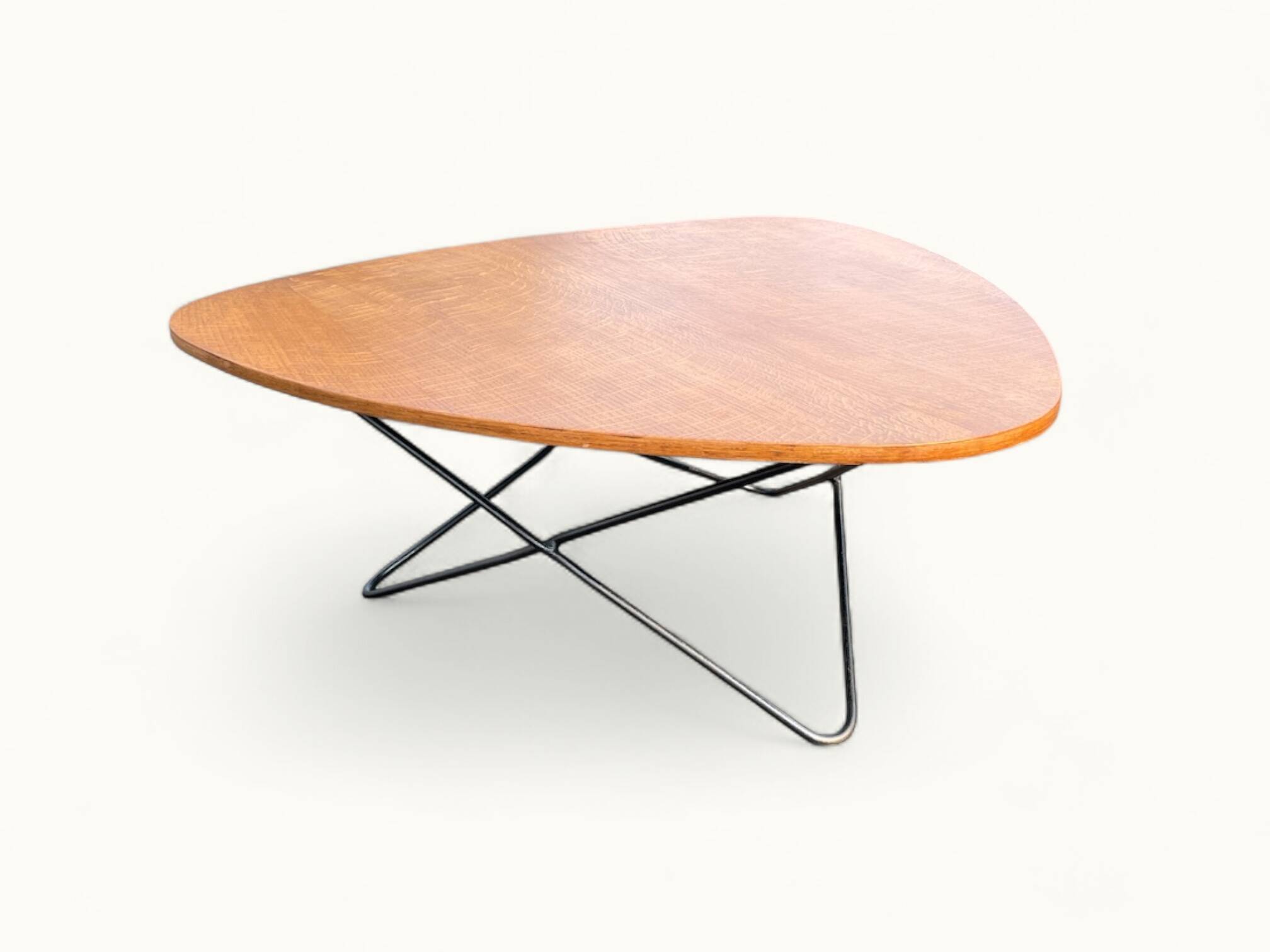 Table basse T.L.1 – Airborne – F. Lasbleitz – Chêne, métal laqué, laiton –