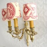 Pair of 3-branch wall lights with screen lampshades
