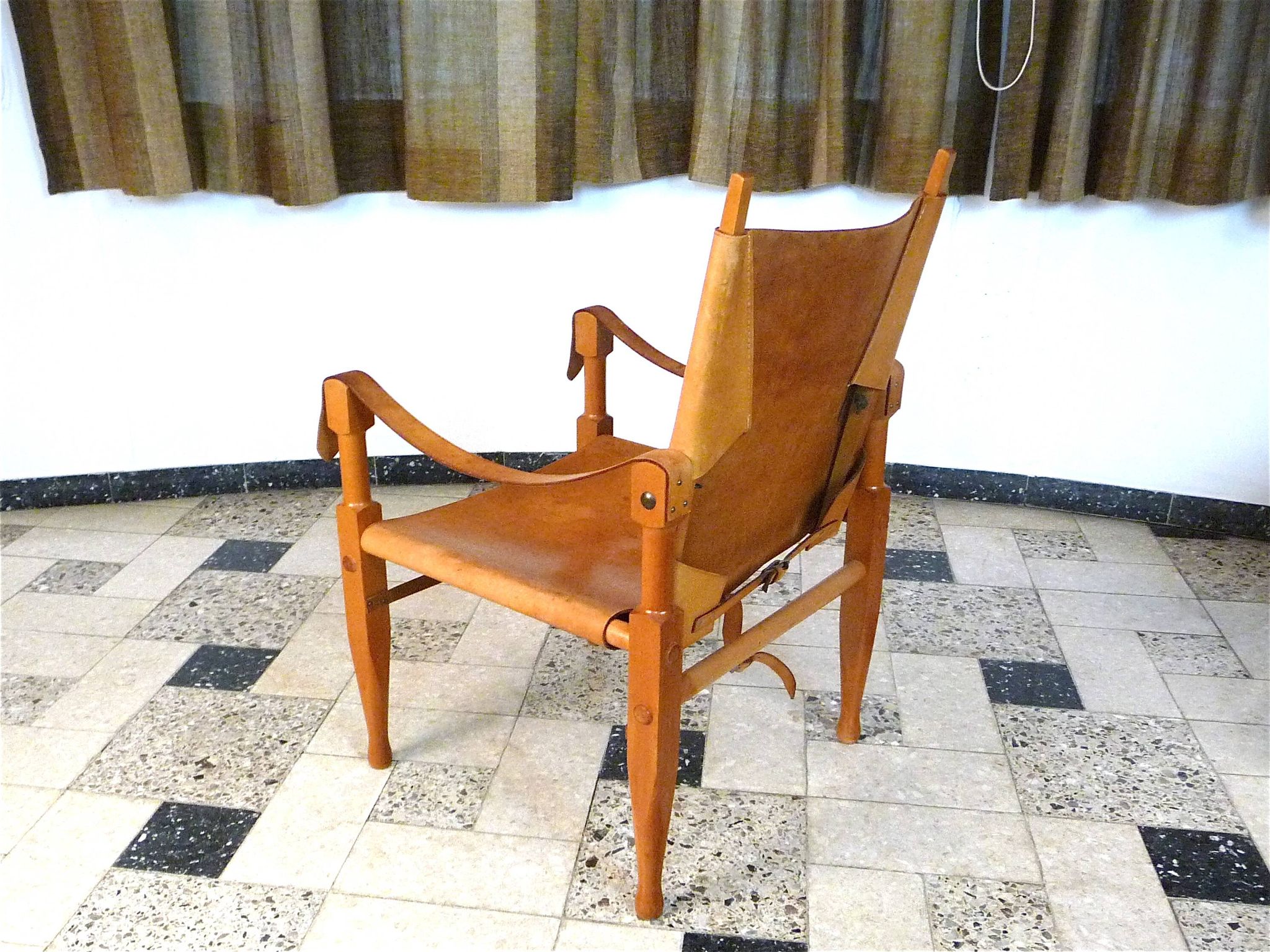 Safari chair in leather by Wilhelm Kienzle for Wohnbedarf, Switzerland 1950