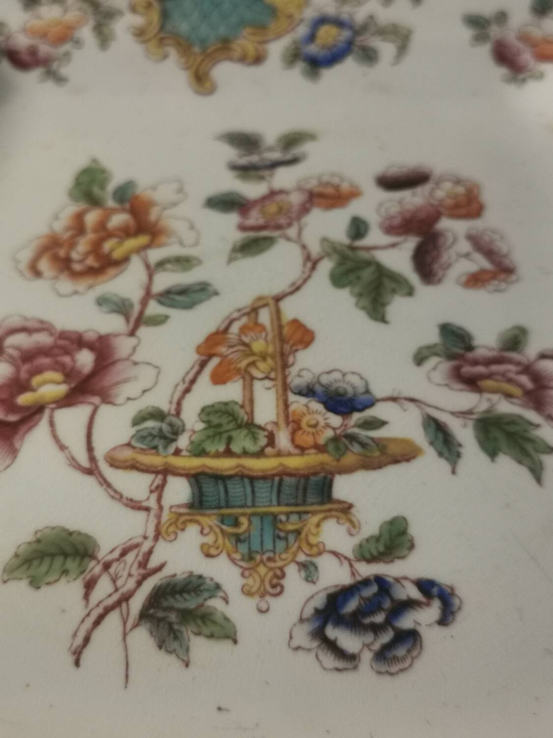19th century English porcelain cake dish