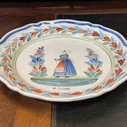 Plat en faience de quimper début XXème