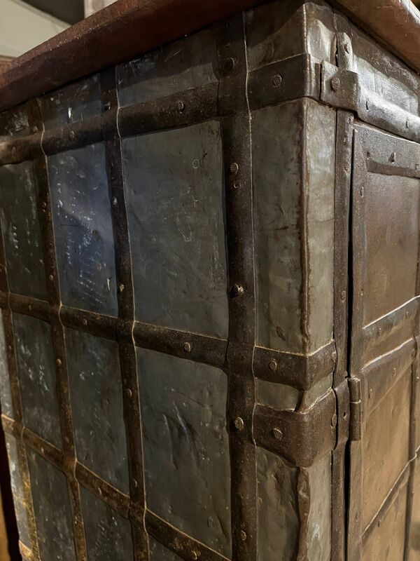 Coffre fort ancien Indien