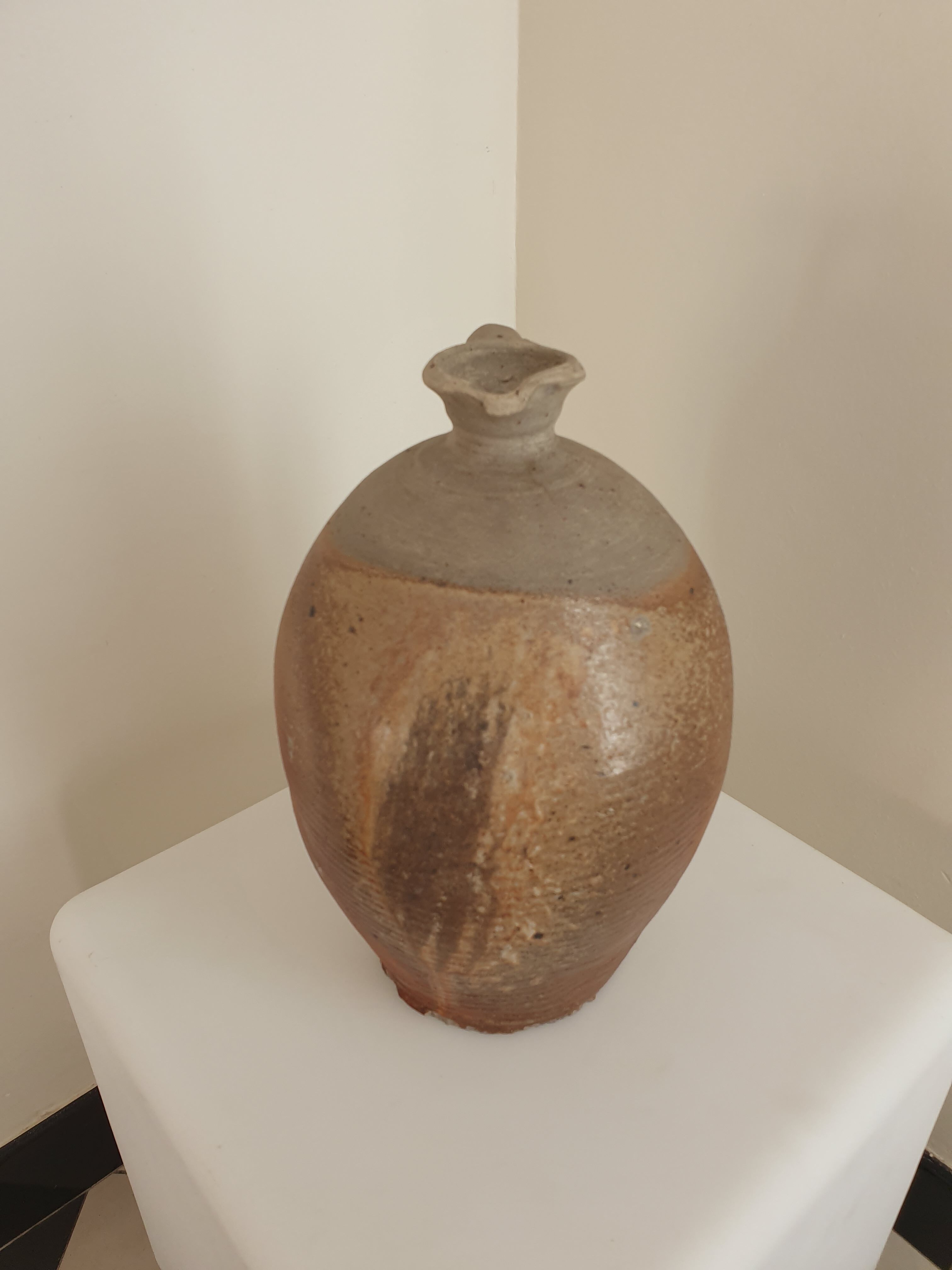 Sandstone jar