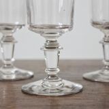 4 verres à vin blanc anciens à pied balustre en verre du XIXe