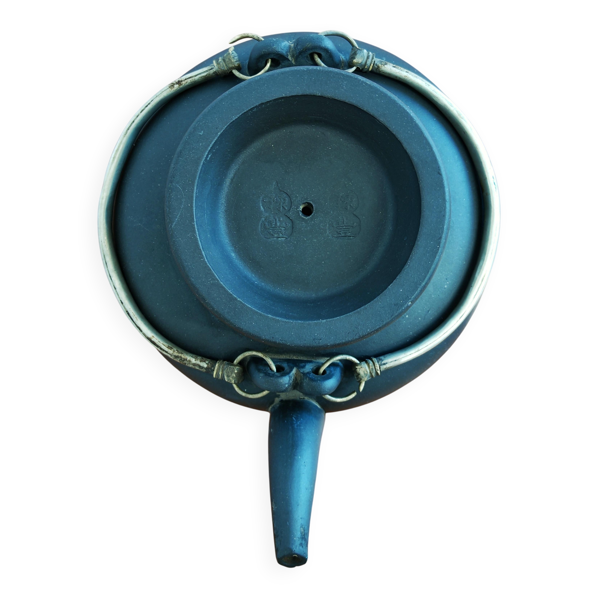 Antique Yixing teapot, Qing Dynasty, 1910s.