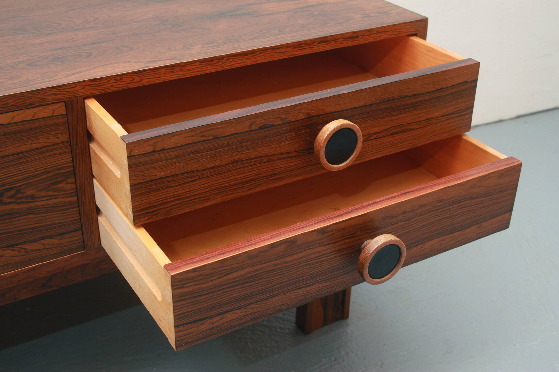 Commode des années 1970 en palissandre