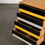 Buffet Jiri Jiroutek tiroirs jaunes