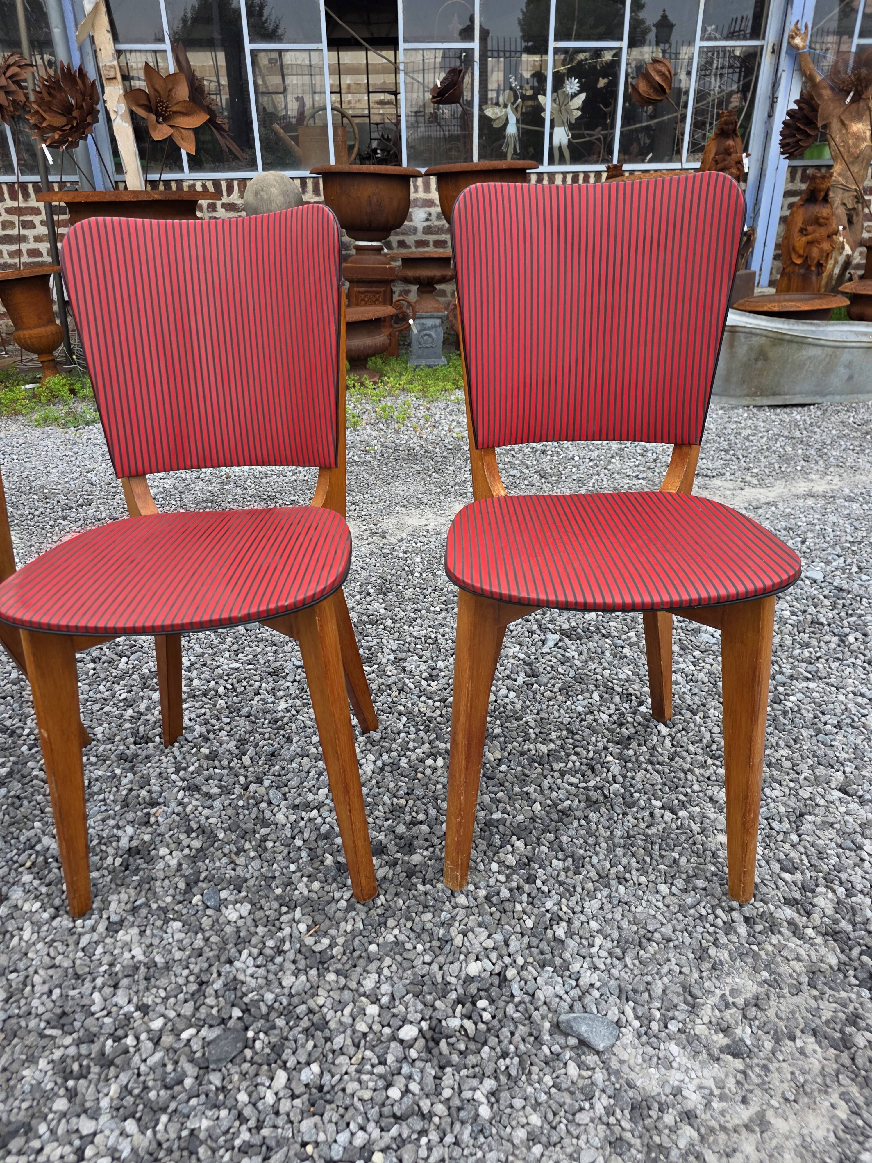 6 vintage oak chairs from the 1960s