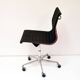 Chaise de bureau Charles & Ray Eames mod. EA101 production ICF, années 1970
