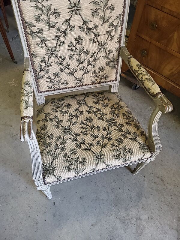 Armchair Louis XVl gray of the XlX th siecle