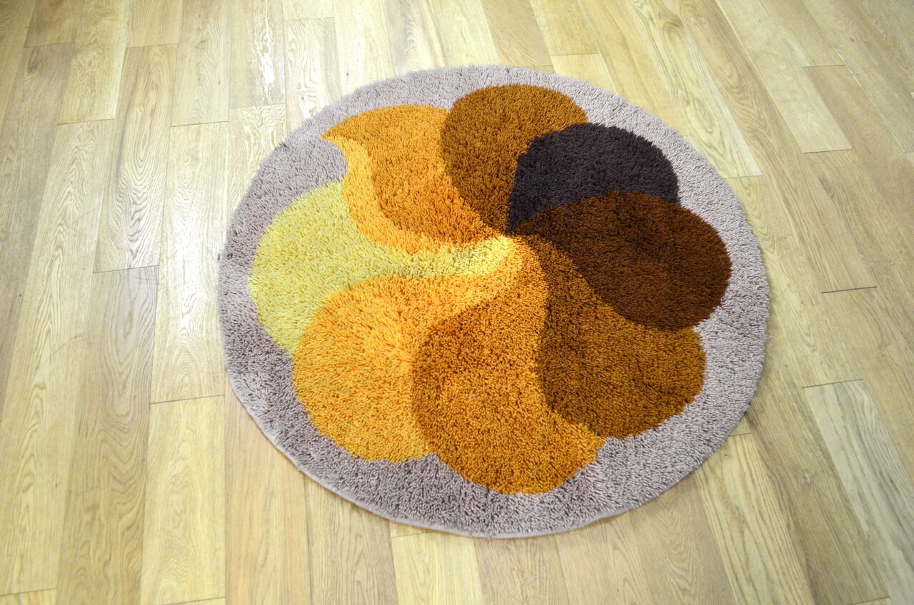 Round carpet desso 1970 holland
