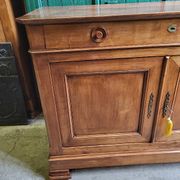 Bahut 2 doors 1 drawer louis philippe in blond walnut of the XlX th century