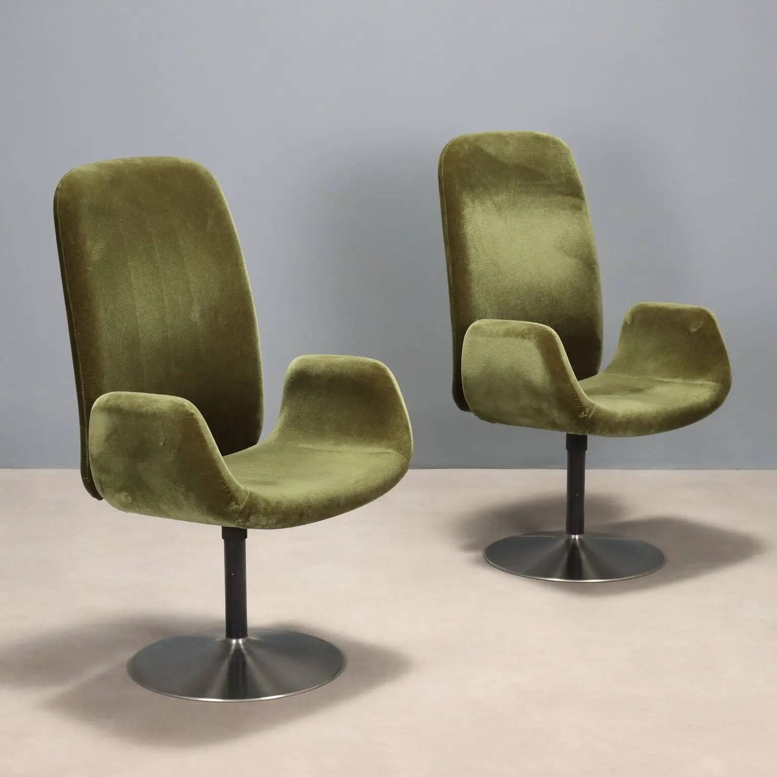 Paire de fauteuils vintage en tissu, mousse et métal, design Italie années 1970