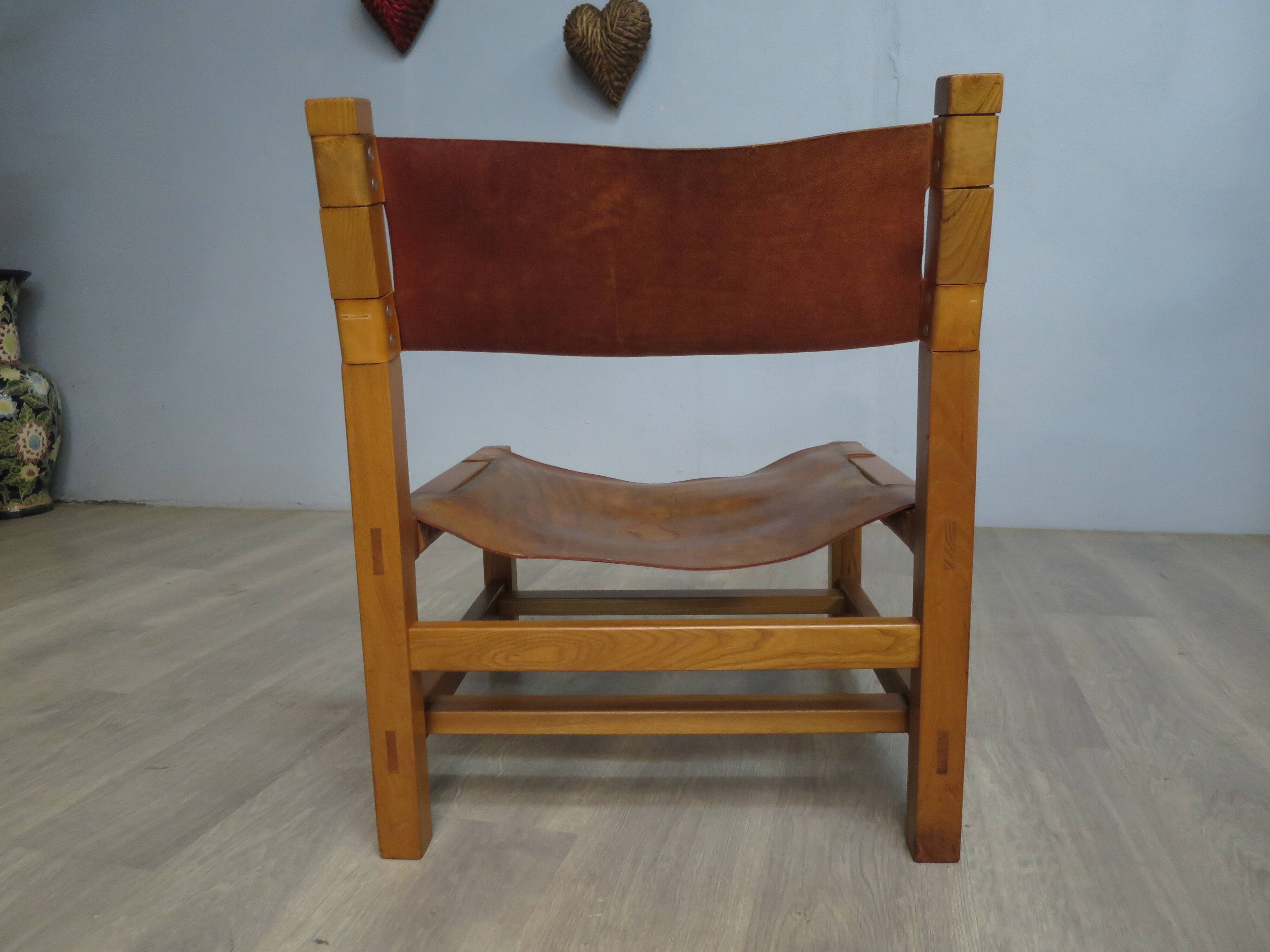 Elm and leather armchair Maison Regain