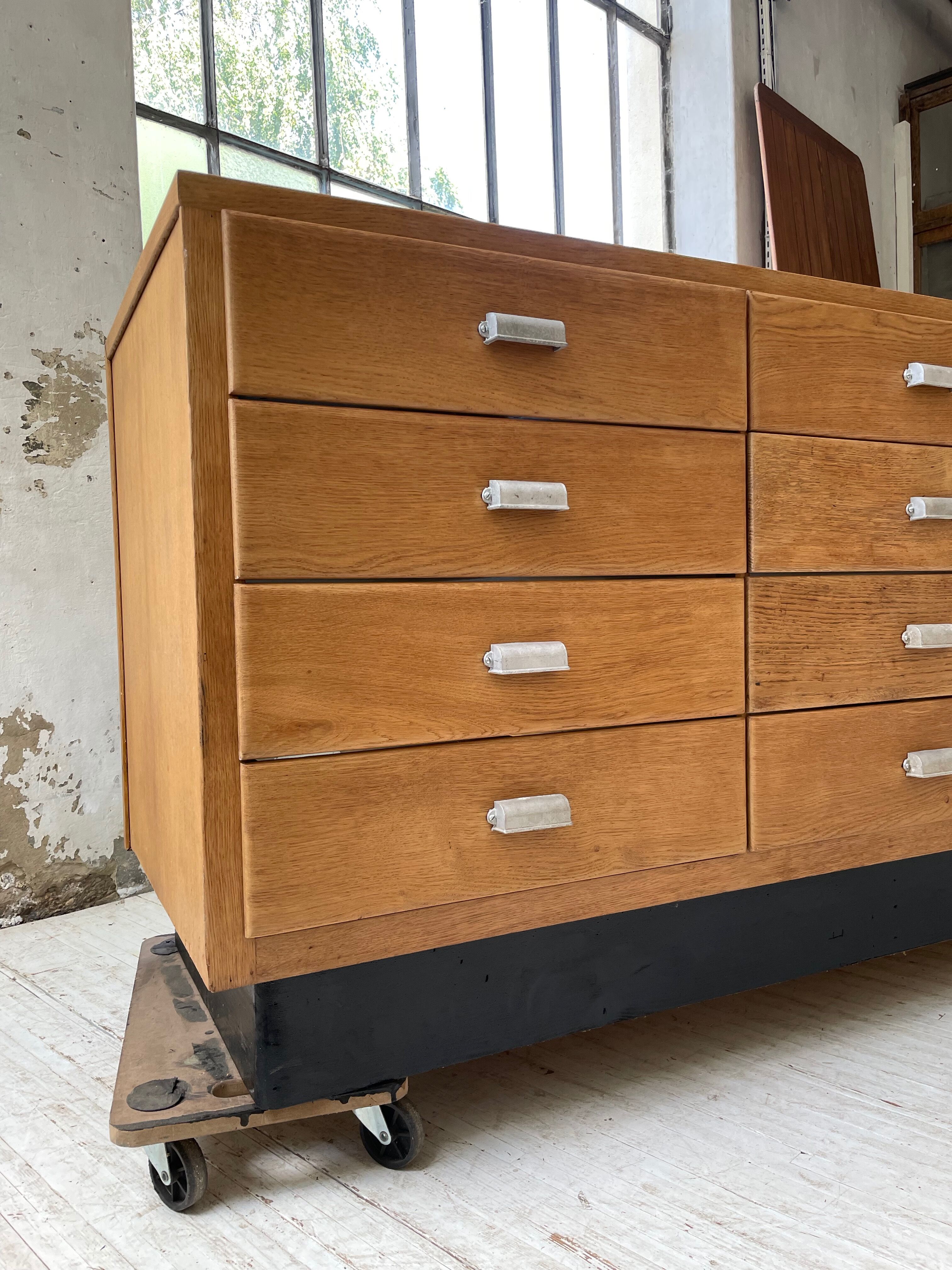 Glass trading post 50s